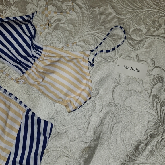 Modihito striped blue and yellow Bikini - Picture 2 of 4
